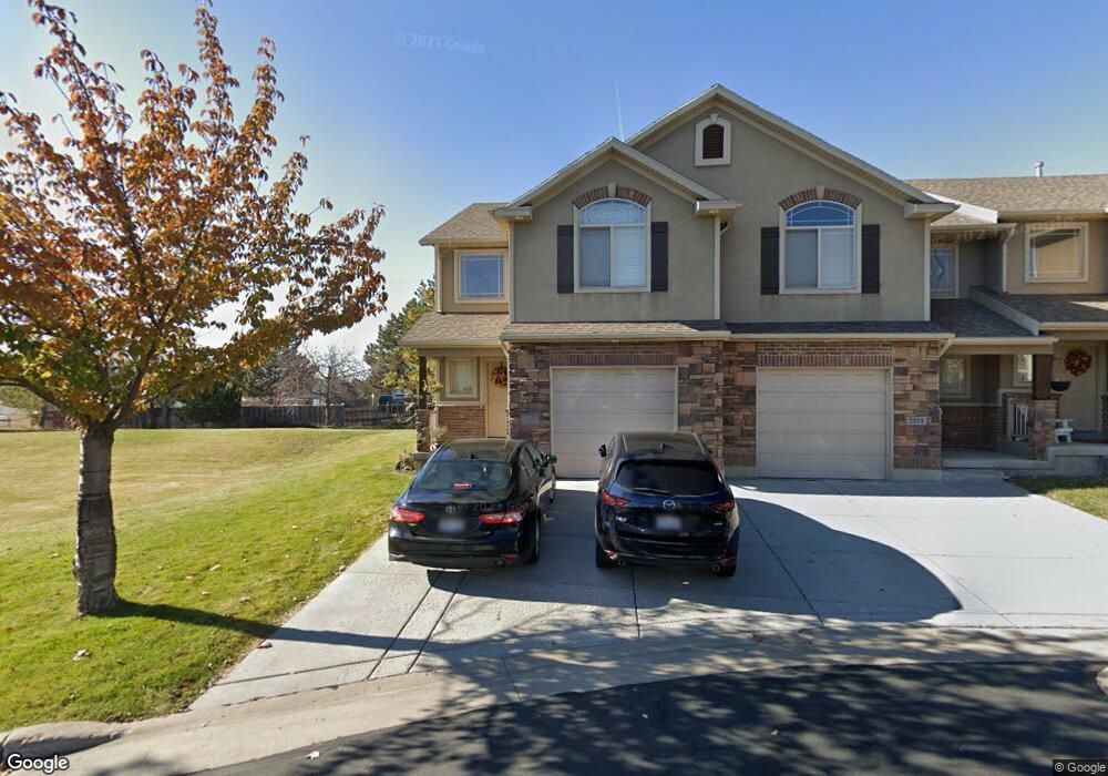 2033 Evans Cove Loop unit 44, Layton, UT 84041 - photo 1