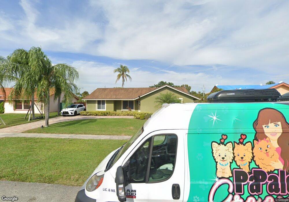 9718 Richmond Cir, Boca Raton, FL 33434 - photo 1