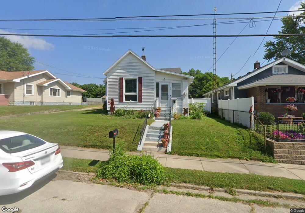 208 W Saint Joseph St, Muncie, IN 47303 - photo 1