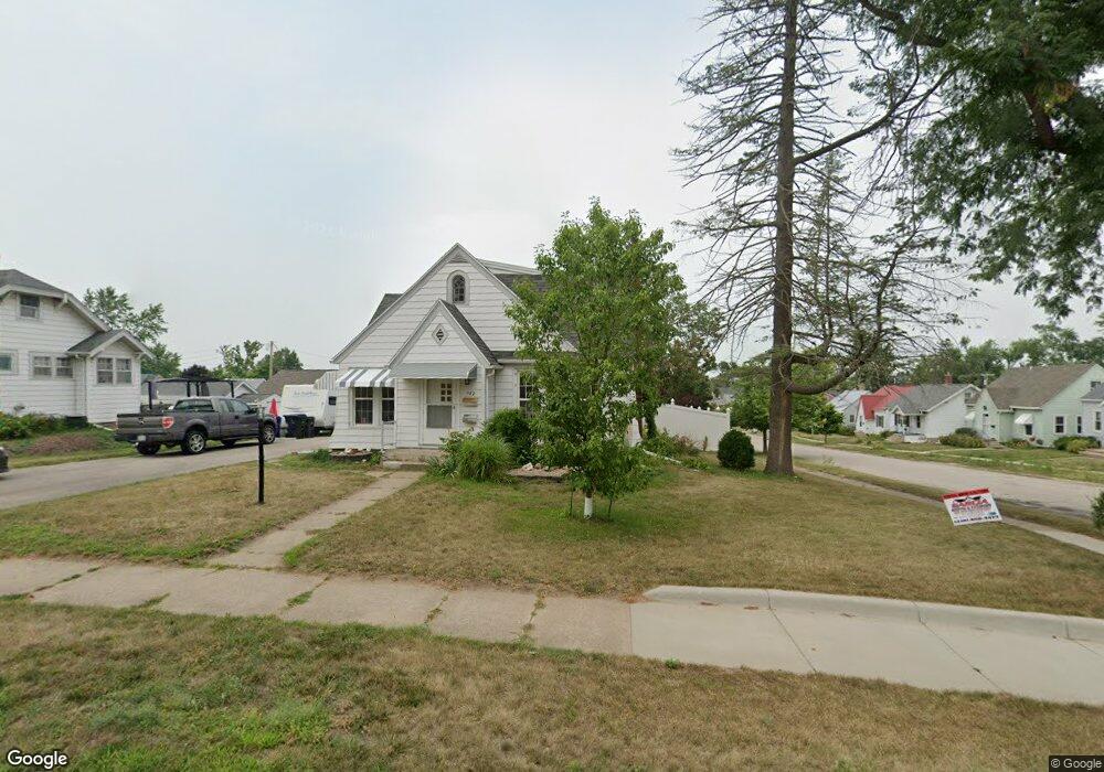 182 21st Ave SW, Cedar Rapids, IA 52404 - photo 1