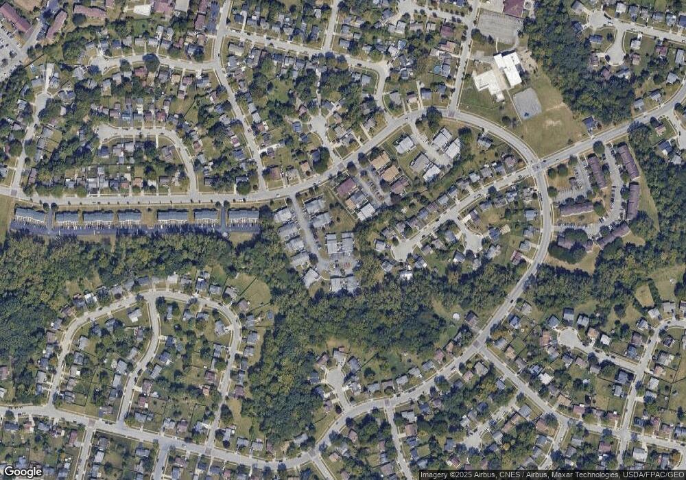 714 Cherry Hollow Rd, Columbus, OH 43228 - photo 1