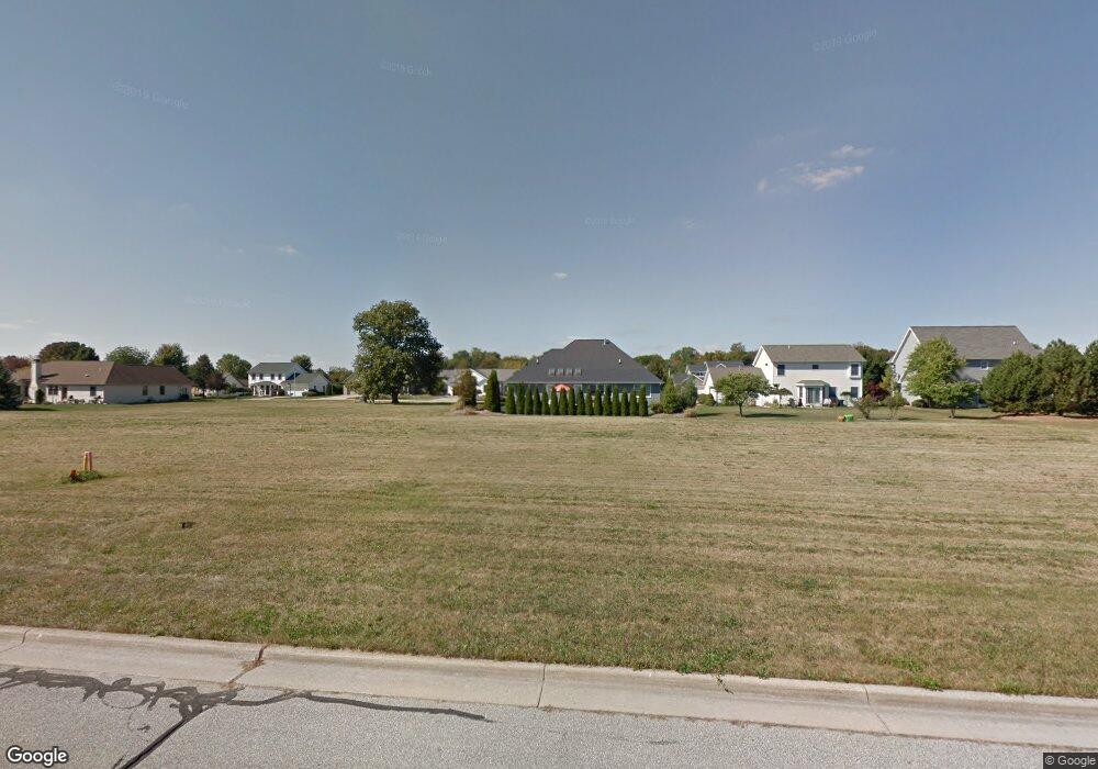 376 Leslie Dr, Frankenmuth, MI 48734 - photo 1