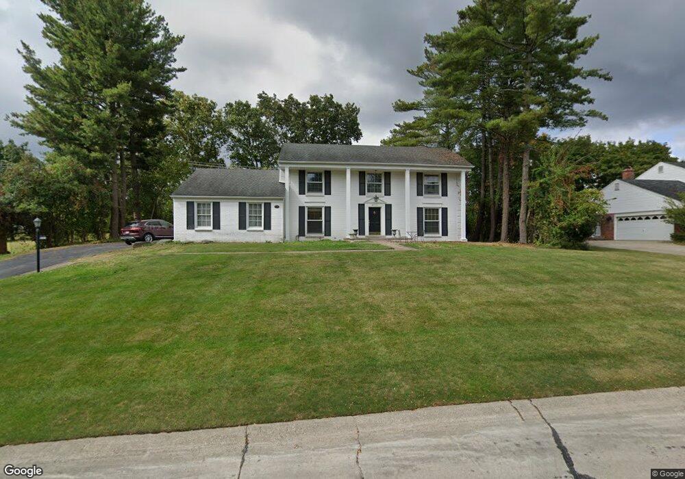 4070 Waterwheel Ln, Bloomfield Hills, MI 48302 - photo 1