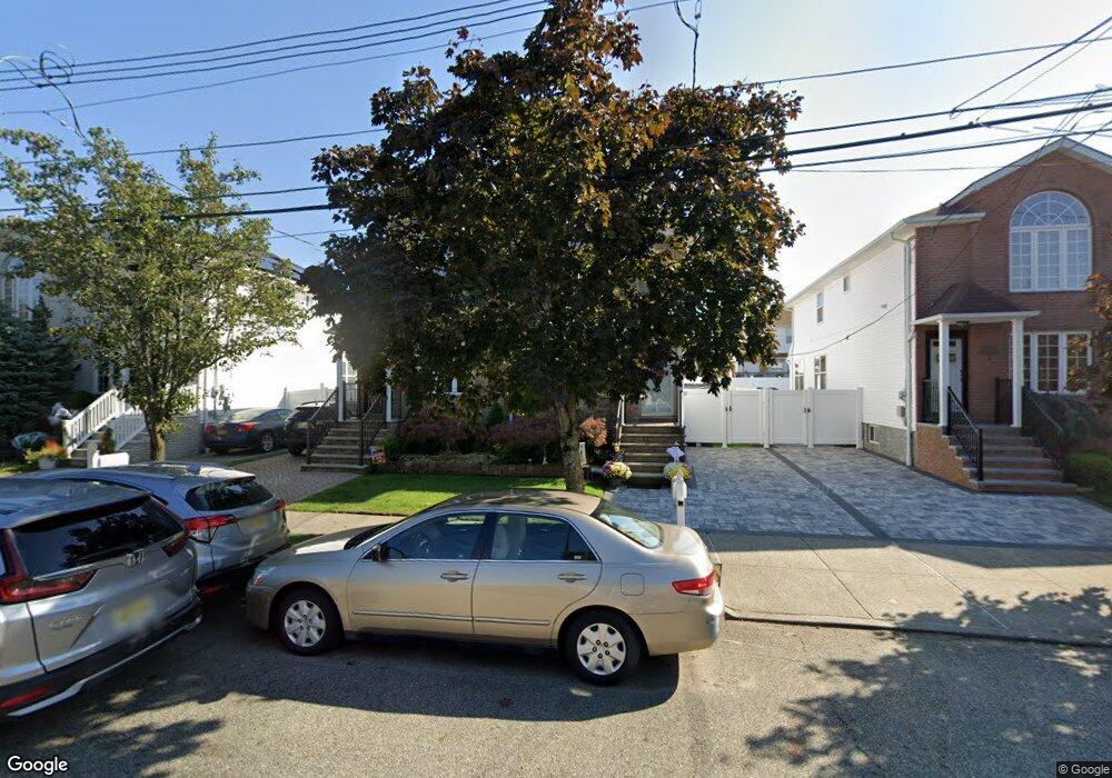 284 Malvine Ave, Staten Island, NY 10309 - photo 1