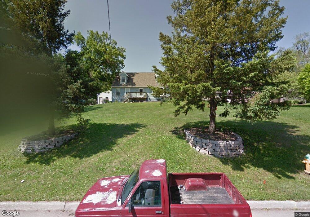 1130 E Herold Ave, Des Moines, IA 50315 - photo 1