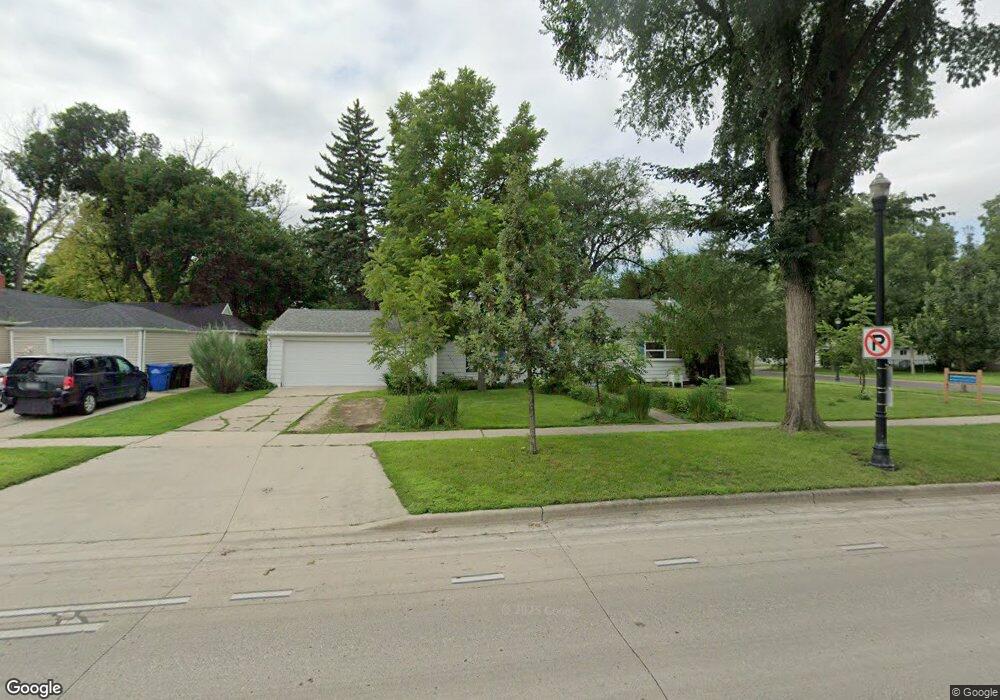 1360 10th St N, Fargo, ND 58102 - photo 1
