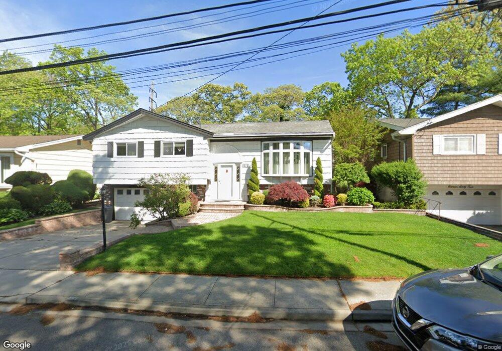 1170 Ossipee Rd, West Hempstead, NY 11552 - photo 1