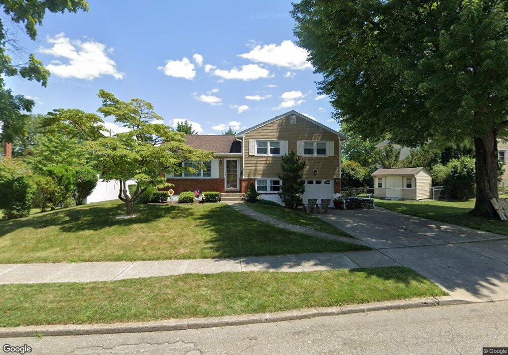 3014 Shakespeare Rd, Bethlehem, PA 18017 - photo 1