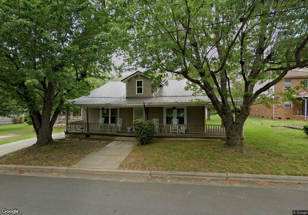 210 W Willis Ave, High Point, NC 27260 - photo 1