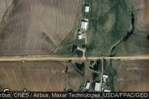 14672 275th St, Zwingle, IA 52079