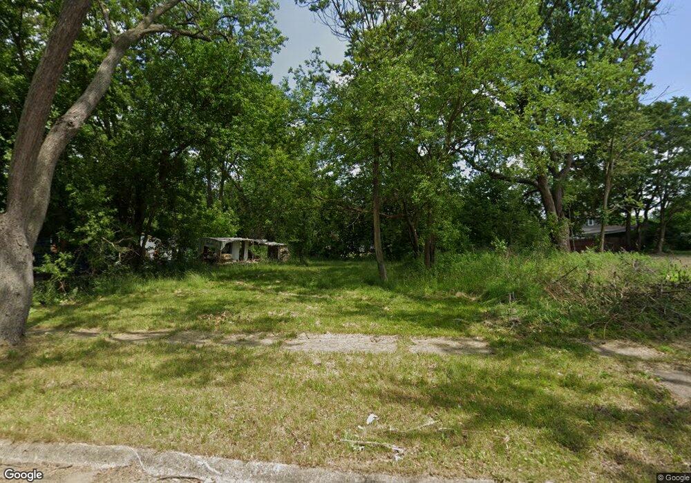 1926 Burns St, Flint, MI 48506 - photo 1