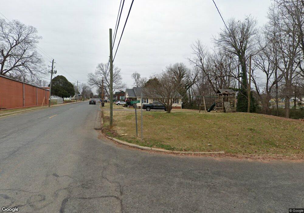 718 N Chatham Ave, Siler City, NC 27344 - photo 1