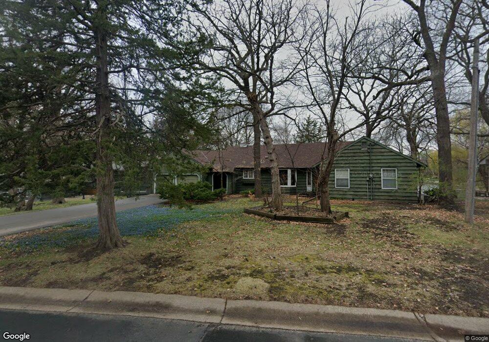 7249 W Timber Ln, Maple Grove, MN 55369 - photo 1