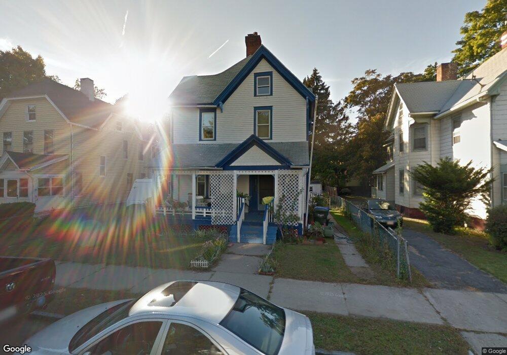 21 Amherst St, Springfield, MA 01109 - photo 1