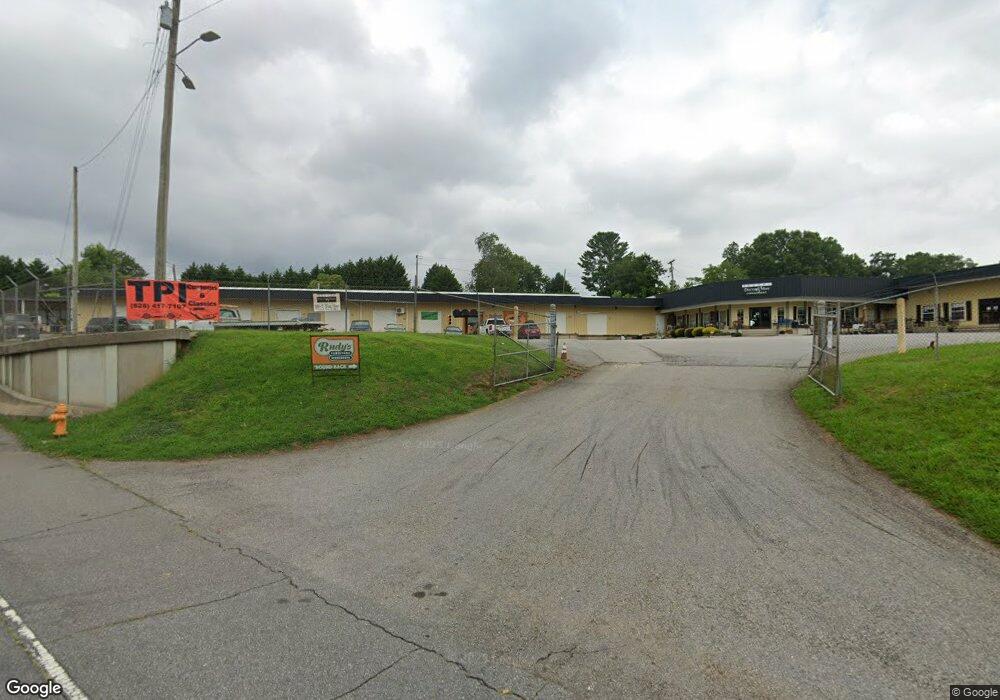 1100 W Chapel Rd, Asheville, NC 28803 - photo 1