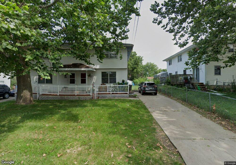 1101 Wade St, Des Moines, IA 50315 - photo 1