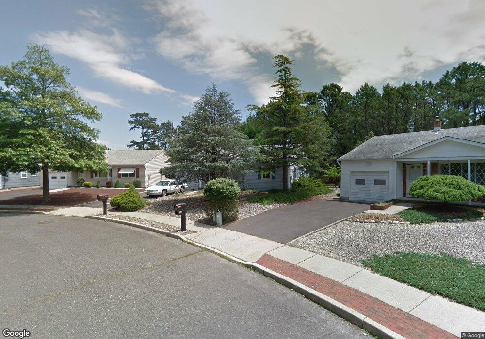 26 Upton Ct, Toms River, NJ 08757 - photo 1