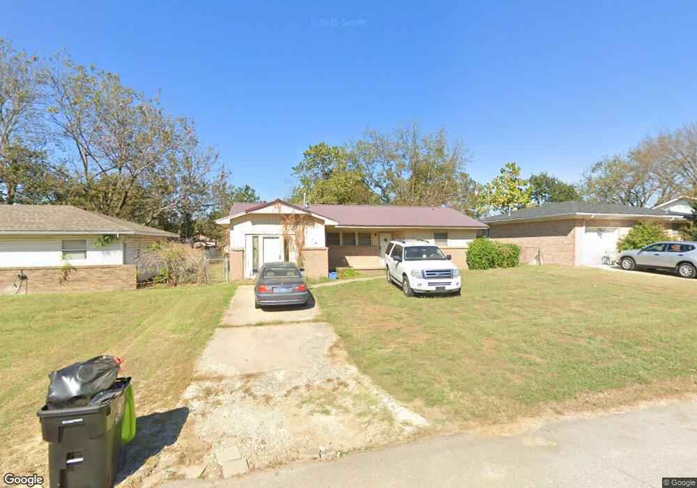 920 Williams St, Ada, OK 74820 - photo 1