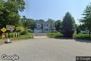 6 Stephanie Ct, Yaphank, NY 11980