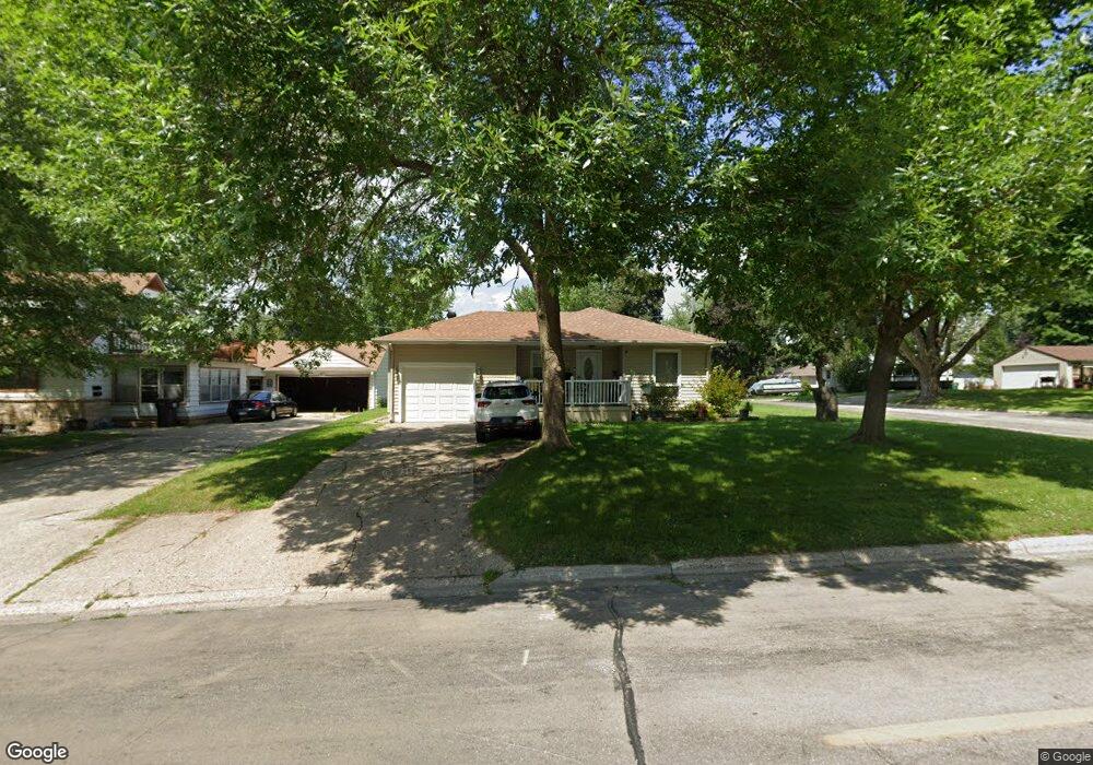 415 E Hawthorne St, Albert Lea, MN 56007 - photo 1