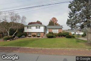 39 Laurelwood Dr, Wilkes Barre, PA 18702