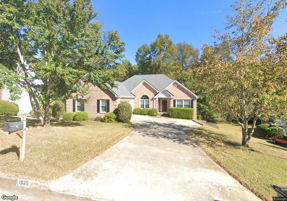 1935 Kevin Dr SE, Conyers, GA 30013 - photo 1