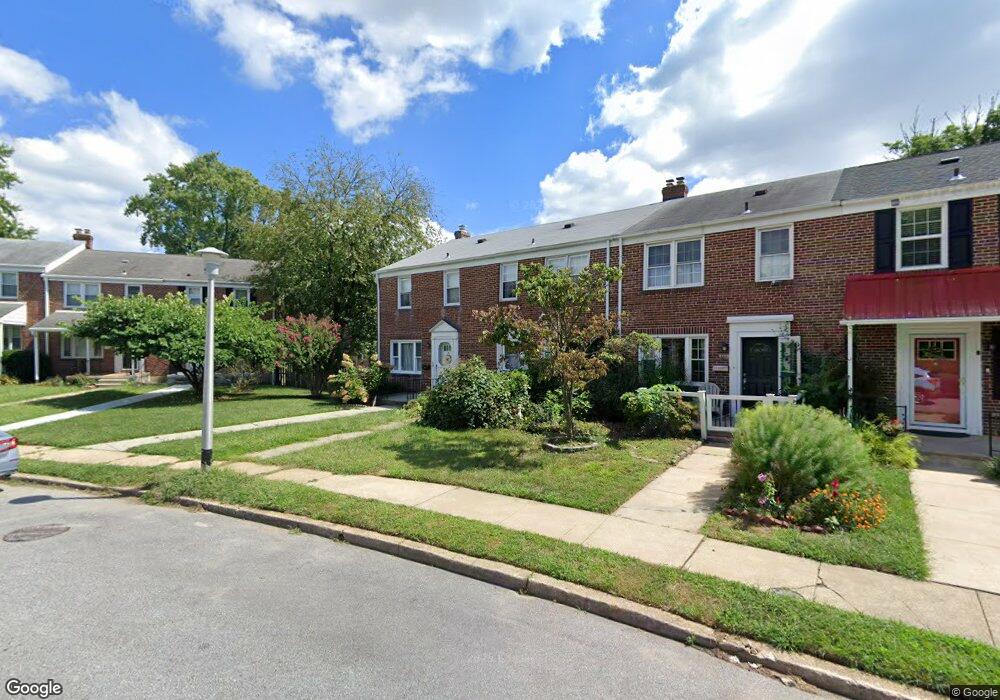 5513 Medwick Garth S, Catonsville, MD 21228 - photo 1