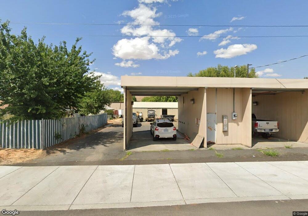 175 E Center St, Heppner, OR 97836 - photo 1