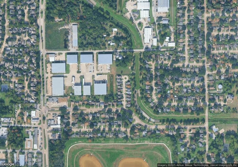 7531 Woodland Gate Dr, Houston, TX 77040 - photo 1