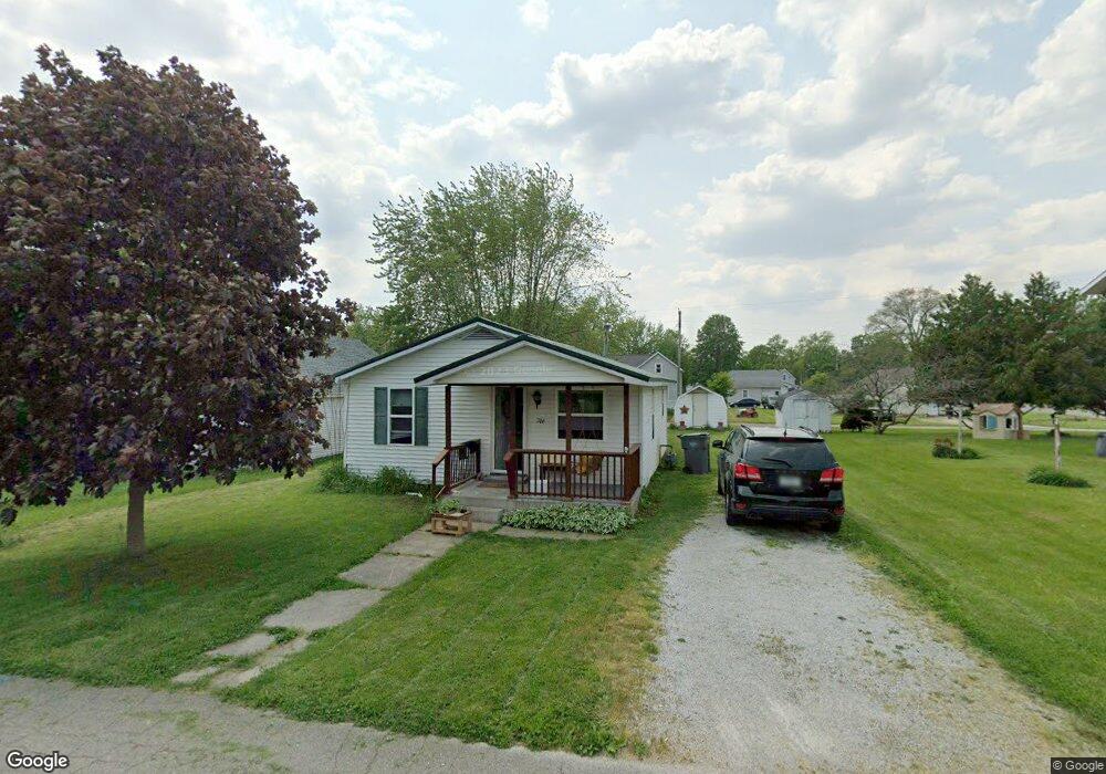706 Vernon St, Nappanee, IN 46550 - photo 1