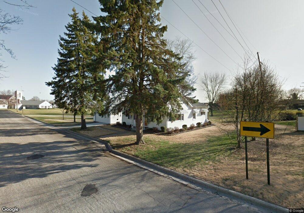 1201 Clinton St, Lincoln, IL 62656 - photo 1