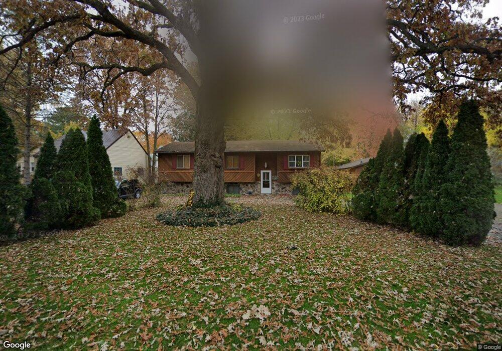 3125 Everett Ln, Lansing, MI 48910 - photo 1