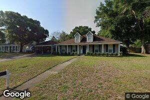 7611 Meadows Dr S, Mobile, AL 36619