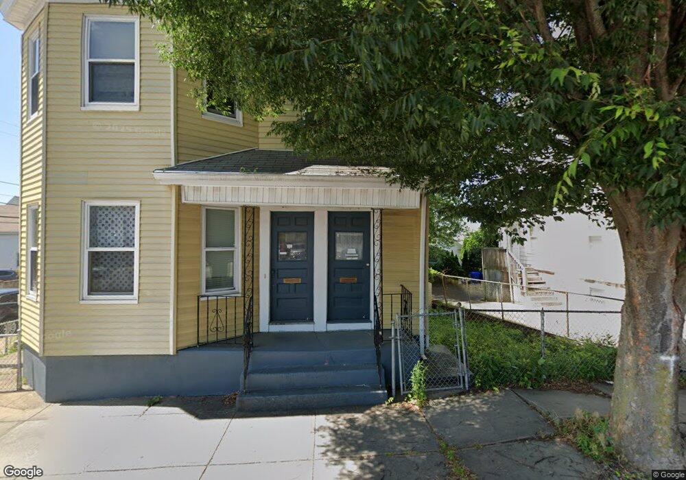 381 Pawtucket Ave, Pawtucket, RI 02860 - photo 1