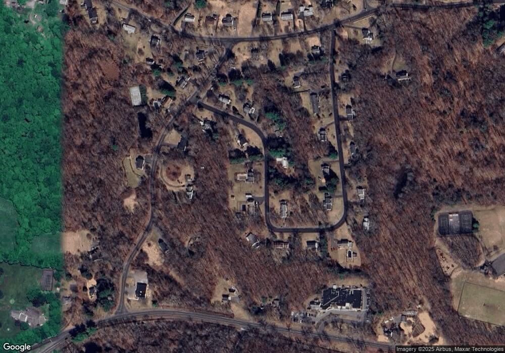 182 Carriage Dr, Middlebury, CT 06762 - photo 1