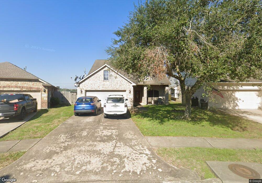1017 Luke Dr, Alvin, TX 77511 - photo 1