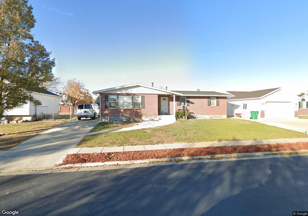 194 W 1350 N unit 403, Layton, UT 84041 - photo 1