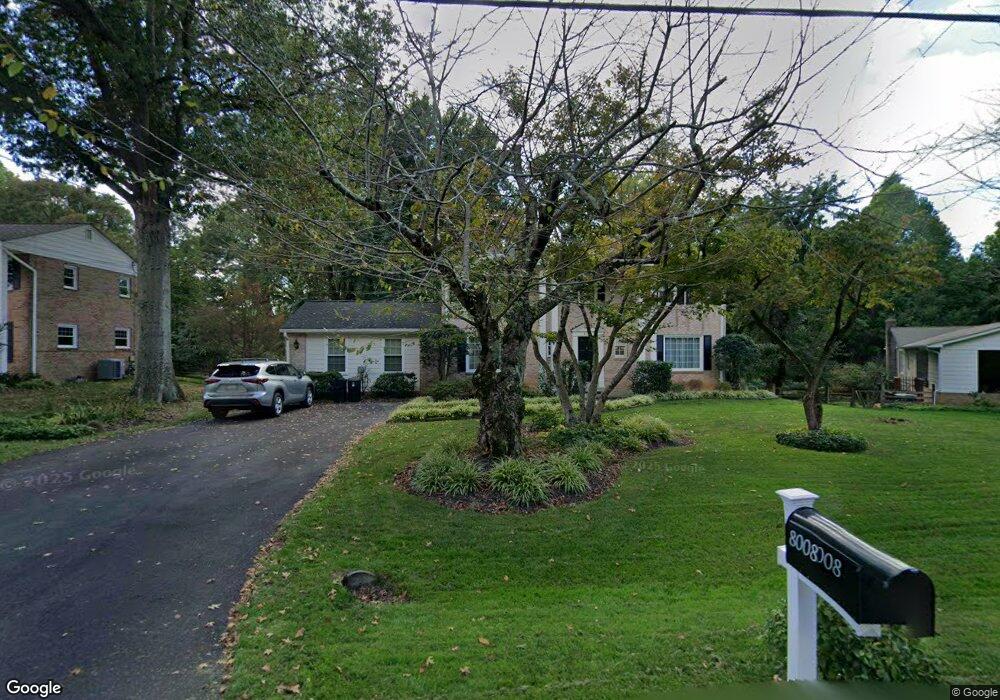 8008 Cindy Ln, Bethesda, MD 20817 - photo 1