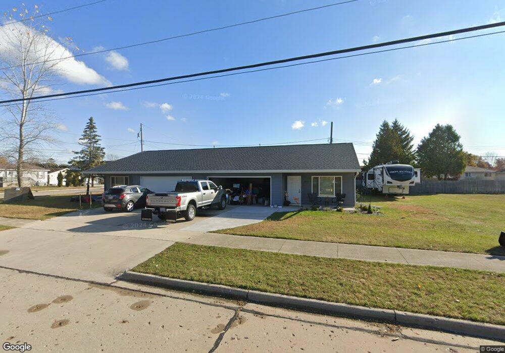 917 Columbus St unit 919, Two Rivers, WI 54241 - photo 1