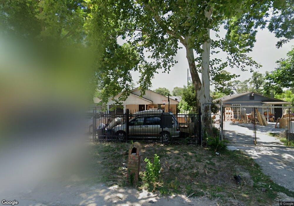 2421 Garwood Dr, Houston, TX 77091 - photo 1