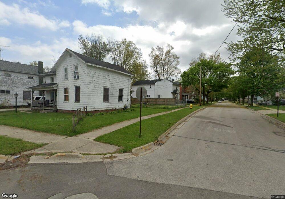 411 Allis St, Adrian, MI 49221 - photo 1