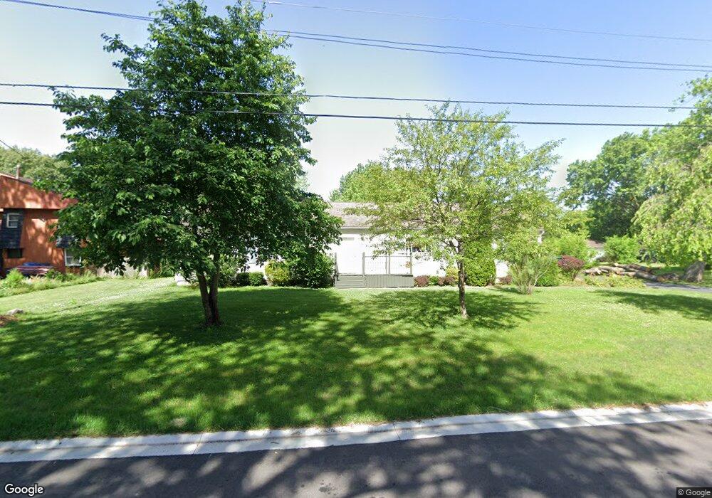 1526 Magnolia Ave, Dyer, IN 46311 - photo 1