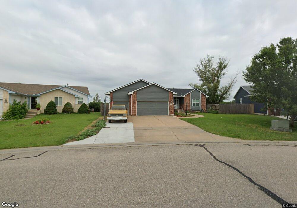 1919 N Country Walk Ln, Mulvane, KS 67110 - photo 1
