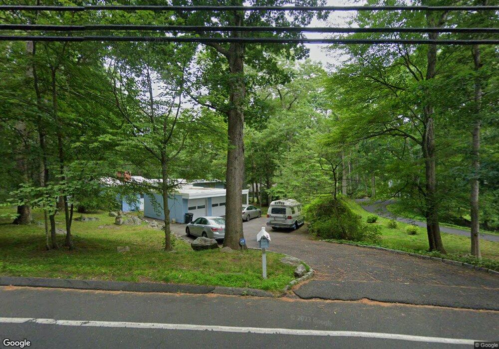 173 Sawmill Rd, Stamford, CT 06903 - photo 1