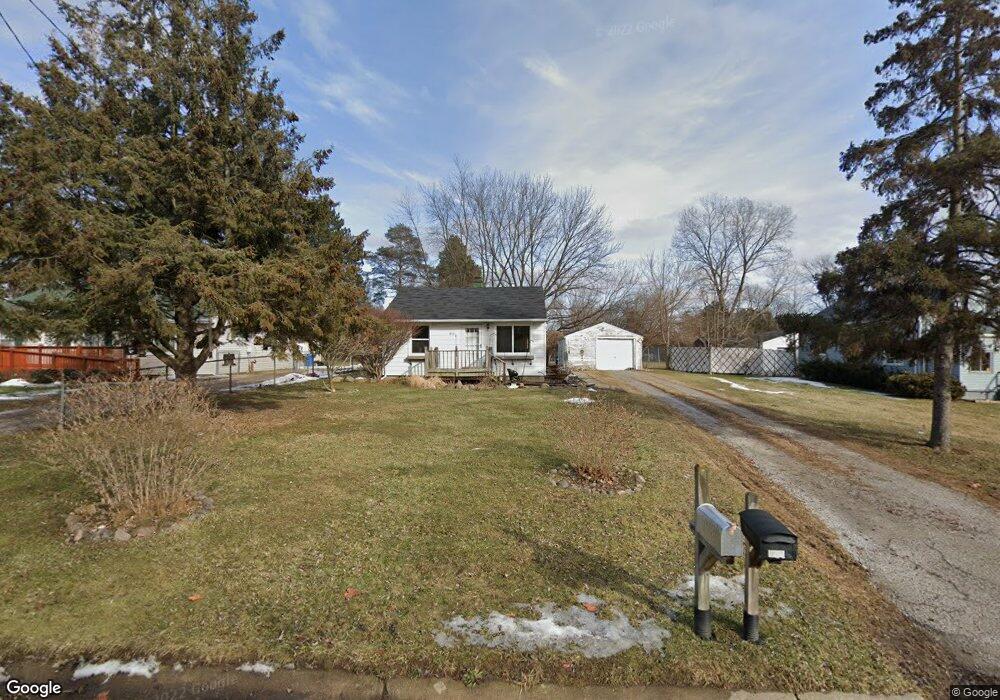 812 Moore St, Davison, MI 48423 - photo 1