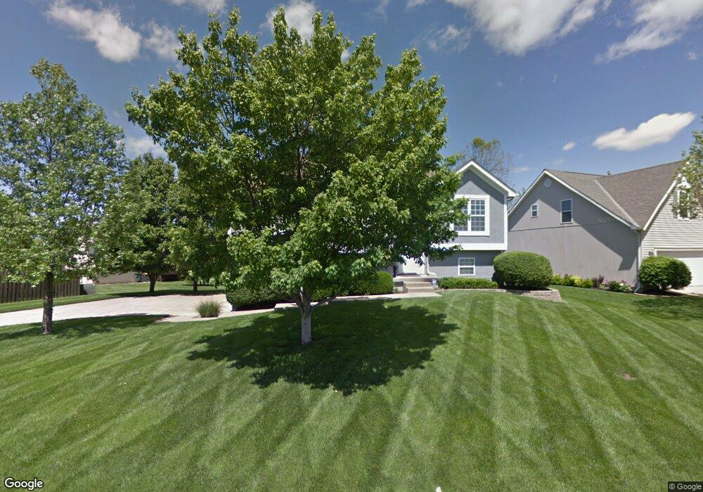 23722 W 58th St, Shawnee, KS 66226 - photo 1