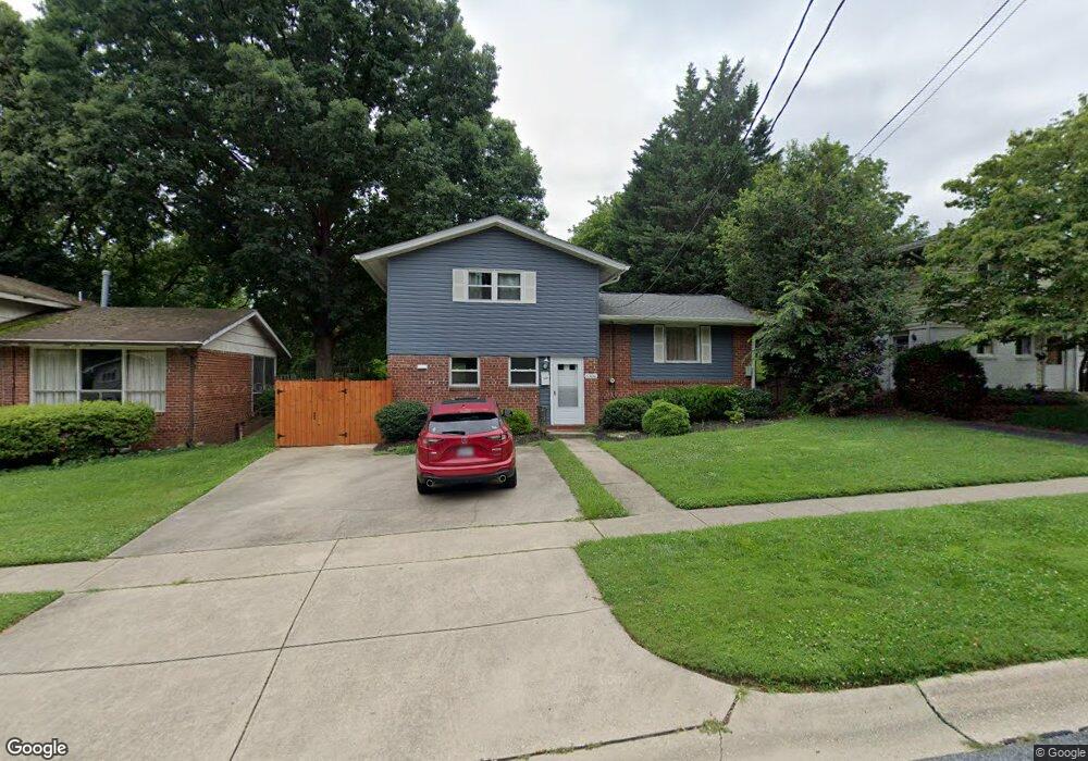 5306 Bangor Dr, Kensington, MD 20895 - photo 1