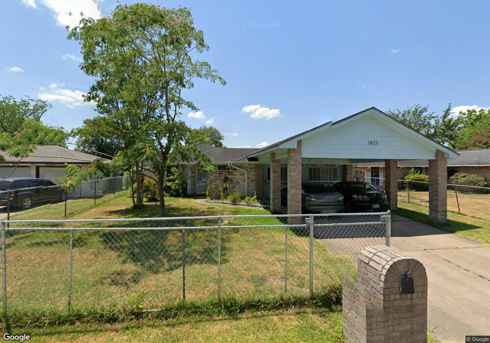 1427 Willow Rock Rd, Houston, TX 77088 - photo 1