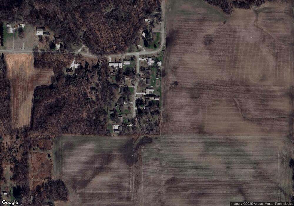 15125 Algonquin Rd, Three Oaks, MI 49128 - photo 1