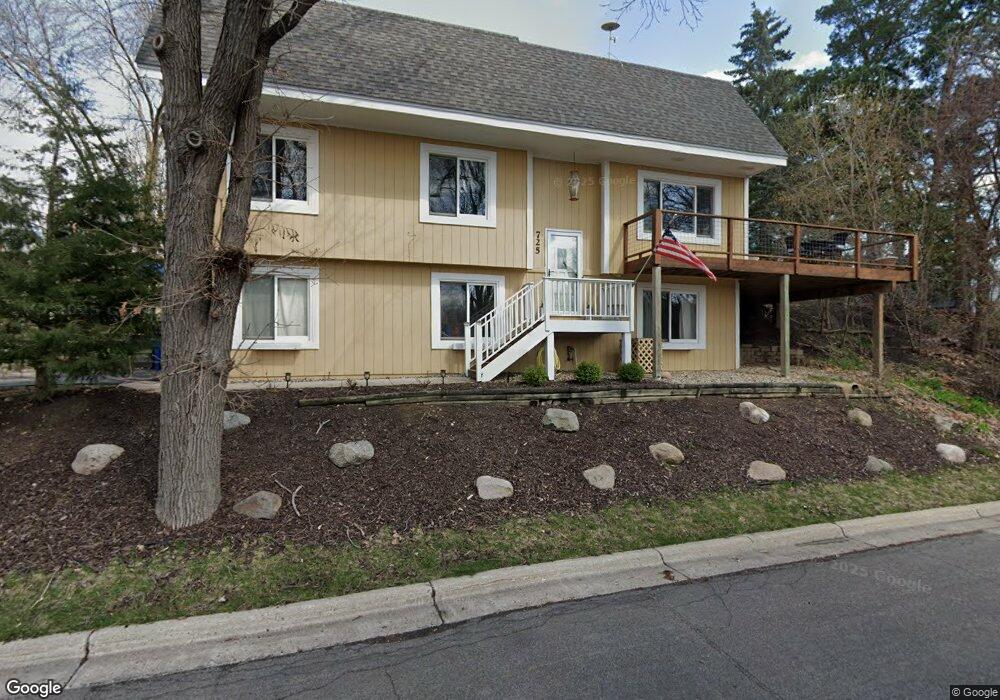 725 3rd Ave, Excelsior, MN 55331 - photo 1